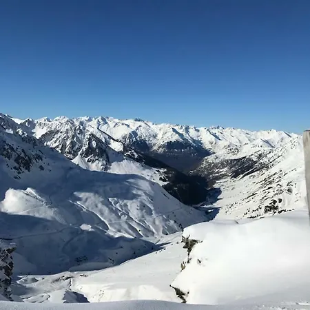 Helios 105 Wifi Et Terrasse Apartman *